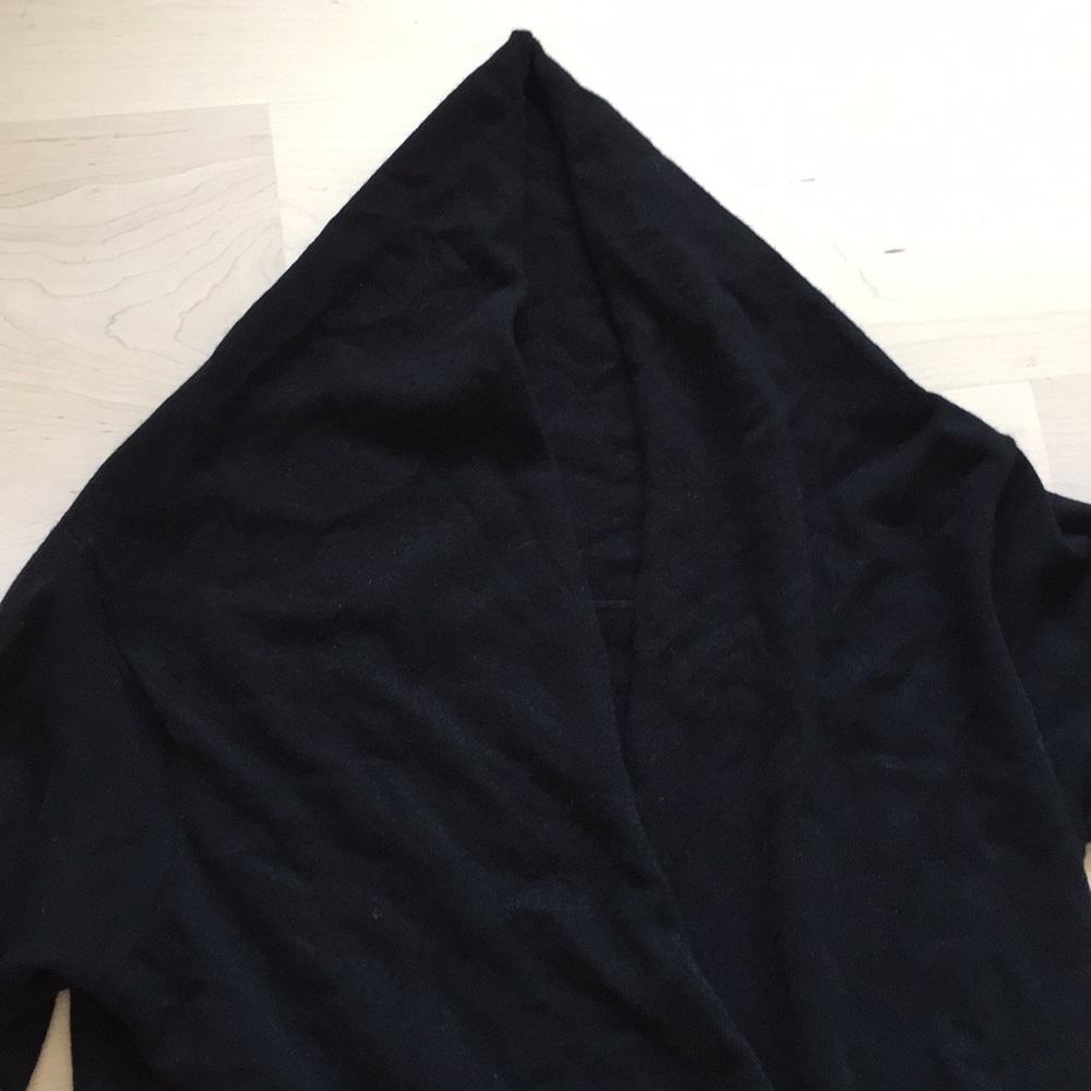 New 100% cashmere black shawl collar sweater S/M - Picture 2 of 8
